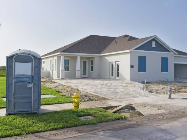 Best Portable toilet rental cost  in Auburn, ME
